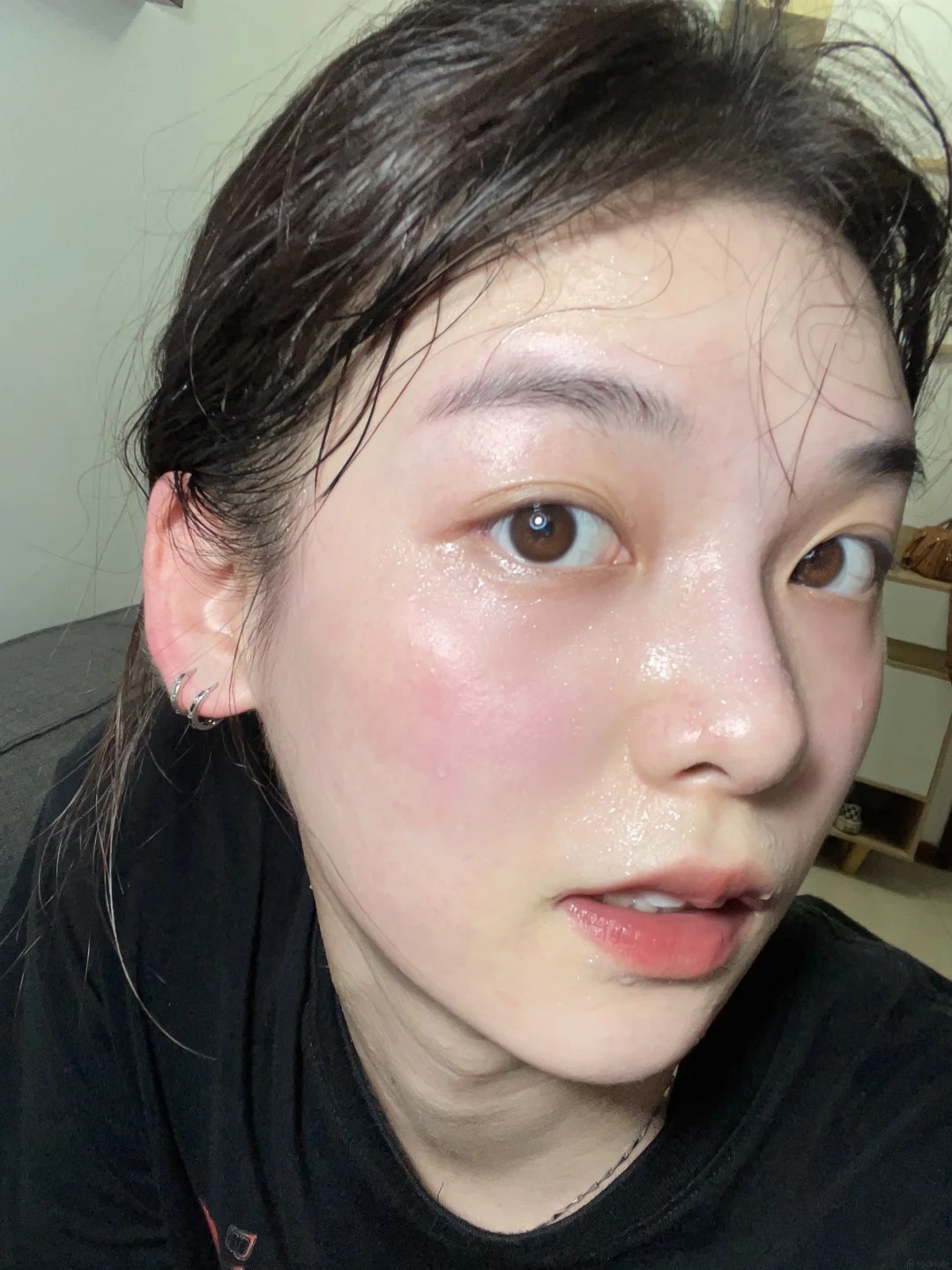 Sau tuổi 30, tôi nhận ra chống oxy hóa và hạn chế đường quan trọng hơn nhiều loại mỹ phẩm- Ảnh 1.