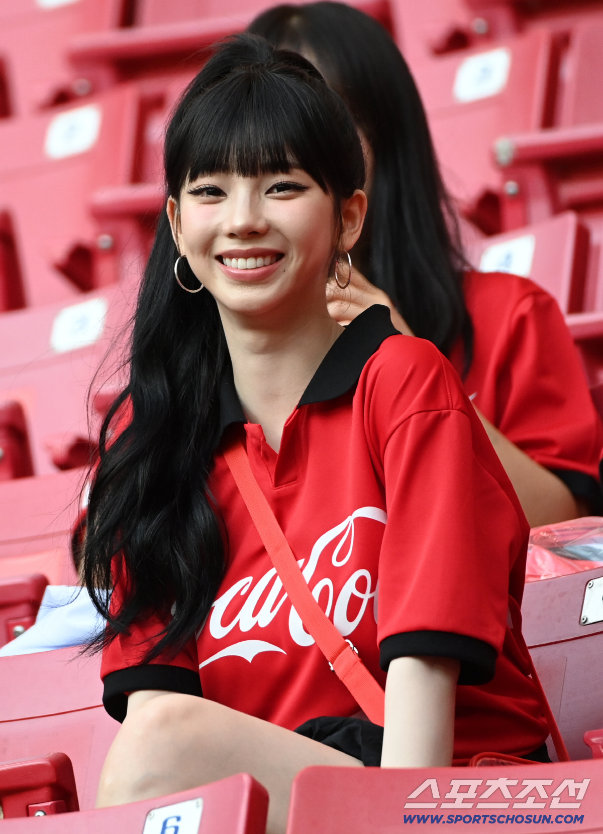 Đại mỹ nhân Karina đi xem World Cup bị soi xét từng ly từng tí, chính chủ phải lên tiếng giải thích ngay- Ảnh 4. Đại mỹ nhân Karina đi xem World Cup bị soi xét từng ly từng tí, chính chủ phải lên tiếng giải thích ngay- Ảnh 4.