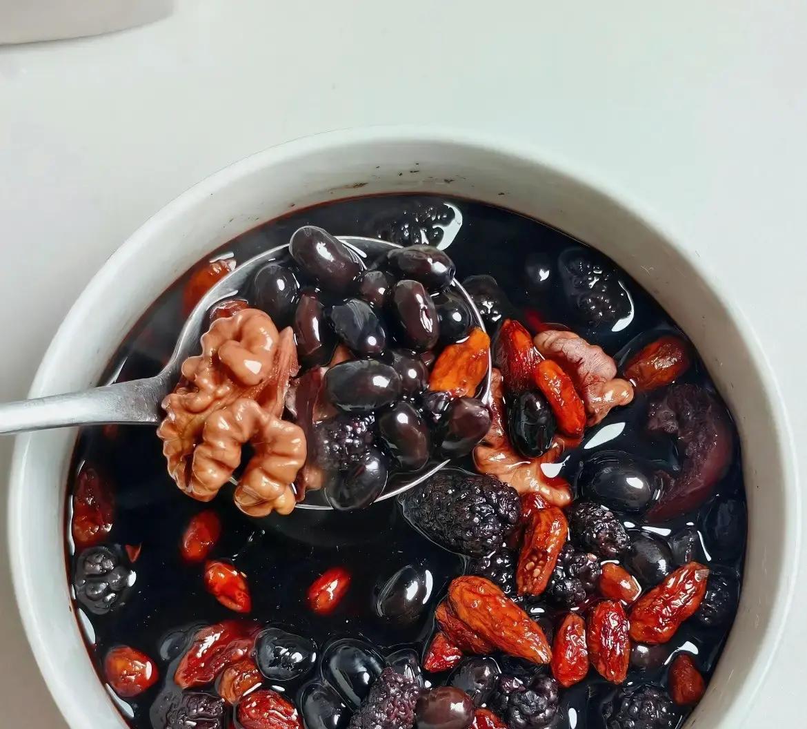 Đây chính là món ăn bổ thận tuyệt vời nhất: ăn 3 lần mỗi tuần sẽ nuôi dưỡng thận, tràn đầy năng lượng và trông trẻ trung hơn tuổi- Ảnh 6.