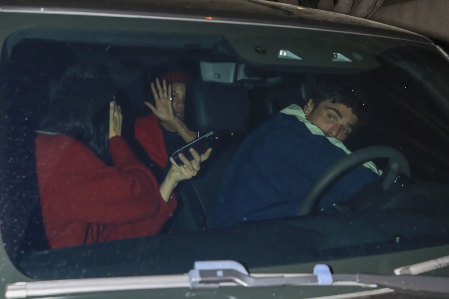 Kendall Jenner cùng "chàng thơ" mới chụp ảnh với cả nước Nhật mất thôi!- Ảnh 9.