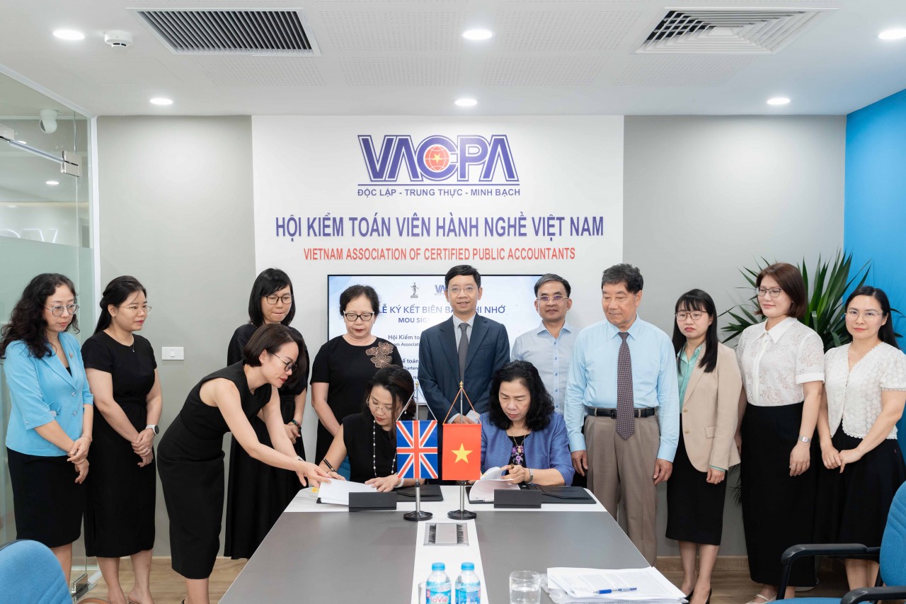 VACPA và ICAEW gia hạn hợp tác chiến lược: Nâng tầm chuẩn mực ngành kiểm toán Việt Nam lên tầm cao mới