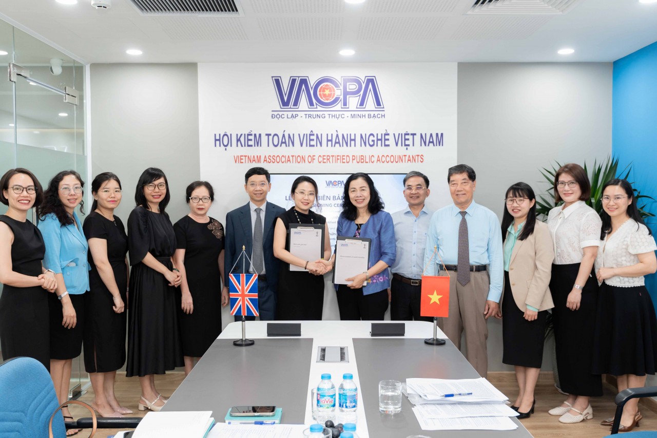 VACPA và ICAEW gia hạn hợp tác chiến lược: Nâng tầm chuẩn mực ngành kiểm toán Việt Nam lên tầm cao mới