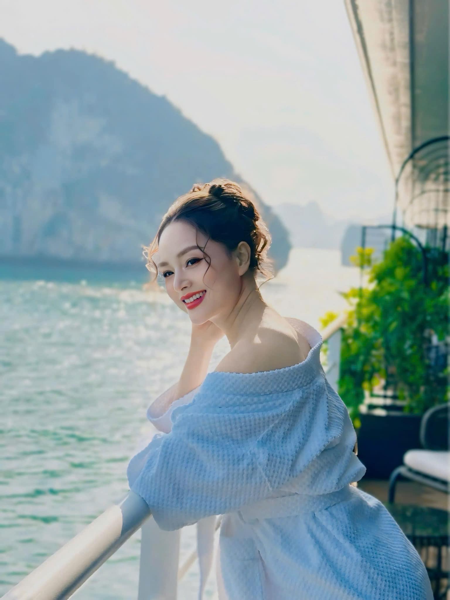 Mẹ đơn thân là "mỹ nhân phim giờ vàng", một mình nuôi 2 con trong căn nhà 100m2 gần Hồ Tây- Ảnh 2.