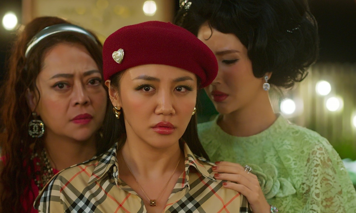 Phim của Trấn Thành vượt mặt loạt bom tấn Hollywood chiếm top 1 Netflix, lập kỷ lục chưa nghệ sĩ Việt nào làm được- Ảnh 6.