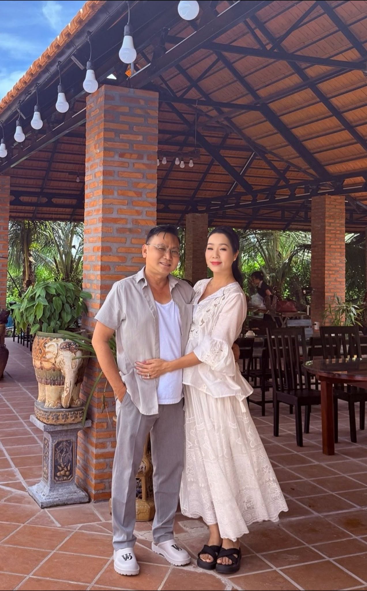 Nhan sắc nữ NSND vừa lên chức chủ tịch, được đại gia yêu say đắm suốt 25 năm- Ảnh 8.