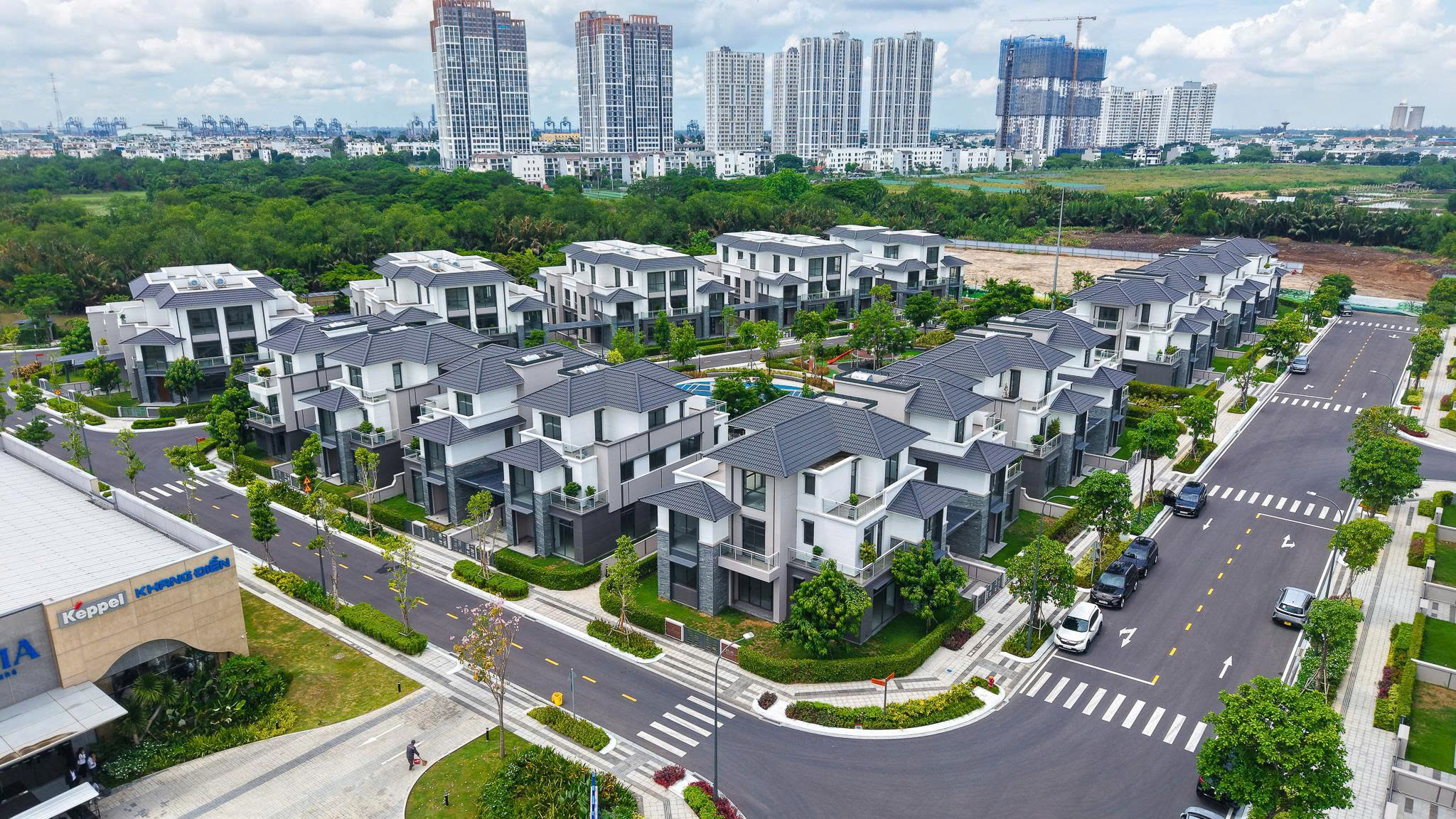 Cuộc đua thị phần bất động sản TP.HCM: Những