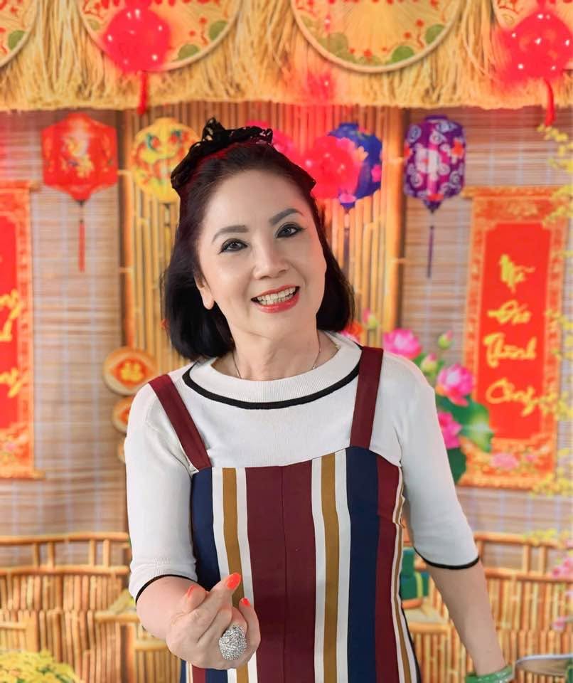 Hoa khôi cải lương 3 lần đò: Sống một mình trong căn nhà 6 tầng giá 20 tỷ, thu nhập 100 triệu/tháng- Ảnh 4.
