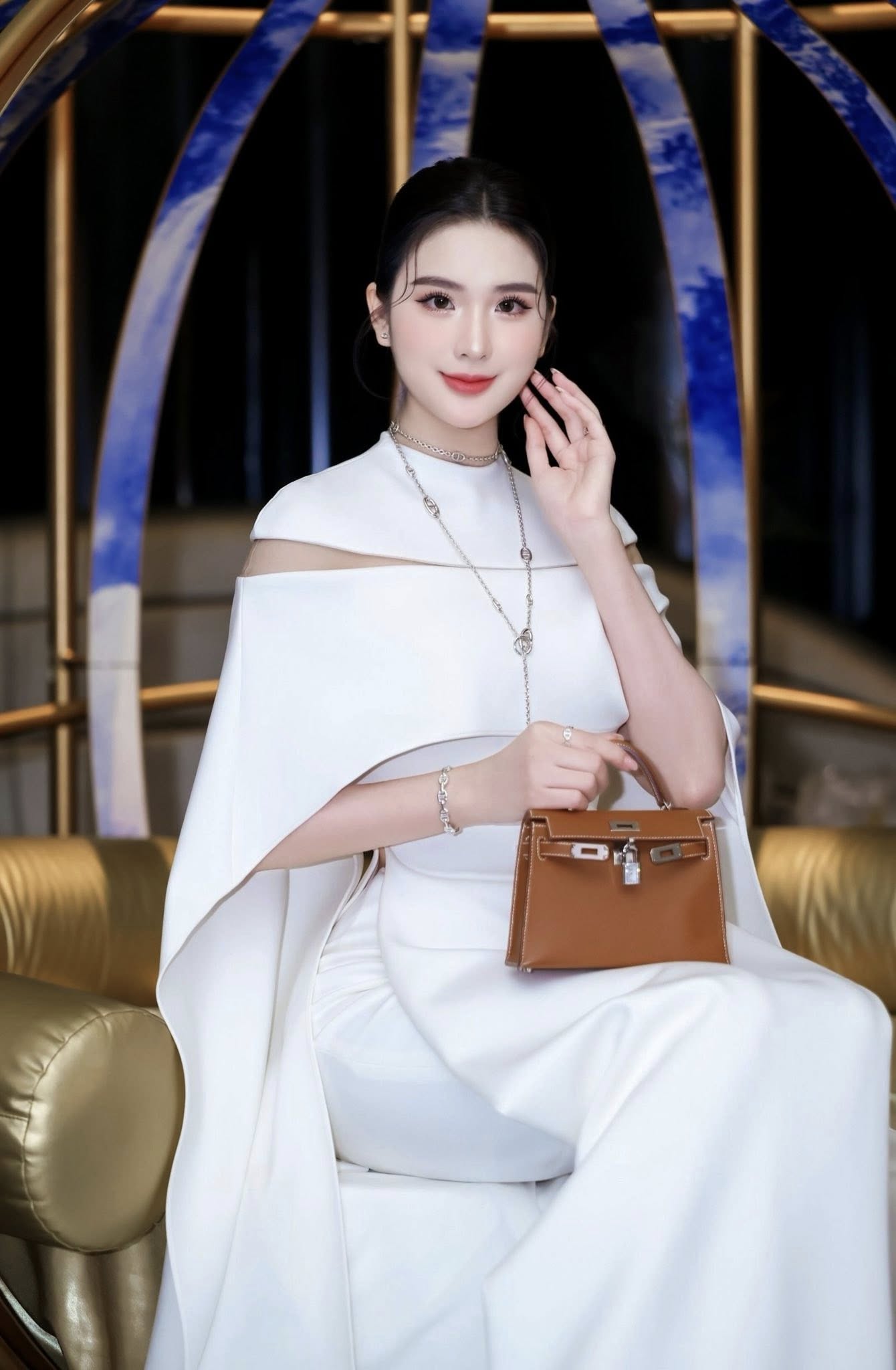 Tuyên bố cứng của mẹ bác sĩ Chiêm Quốc Thái về Ngọc Loan: Động thái mới nhất gây xôn xao - Ảnh 4.