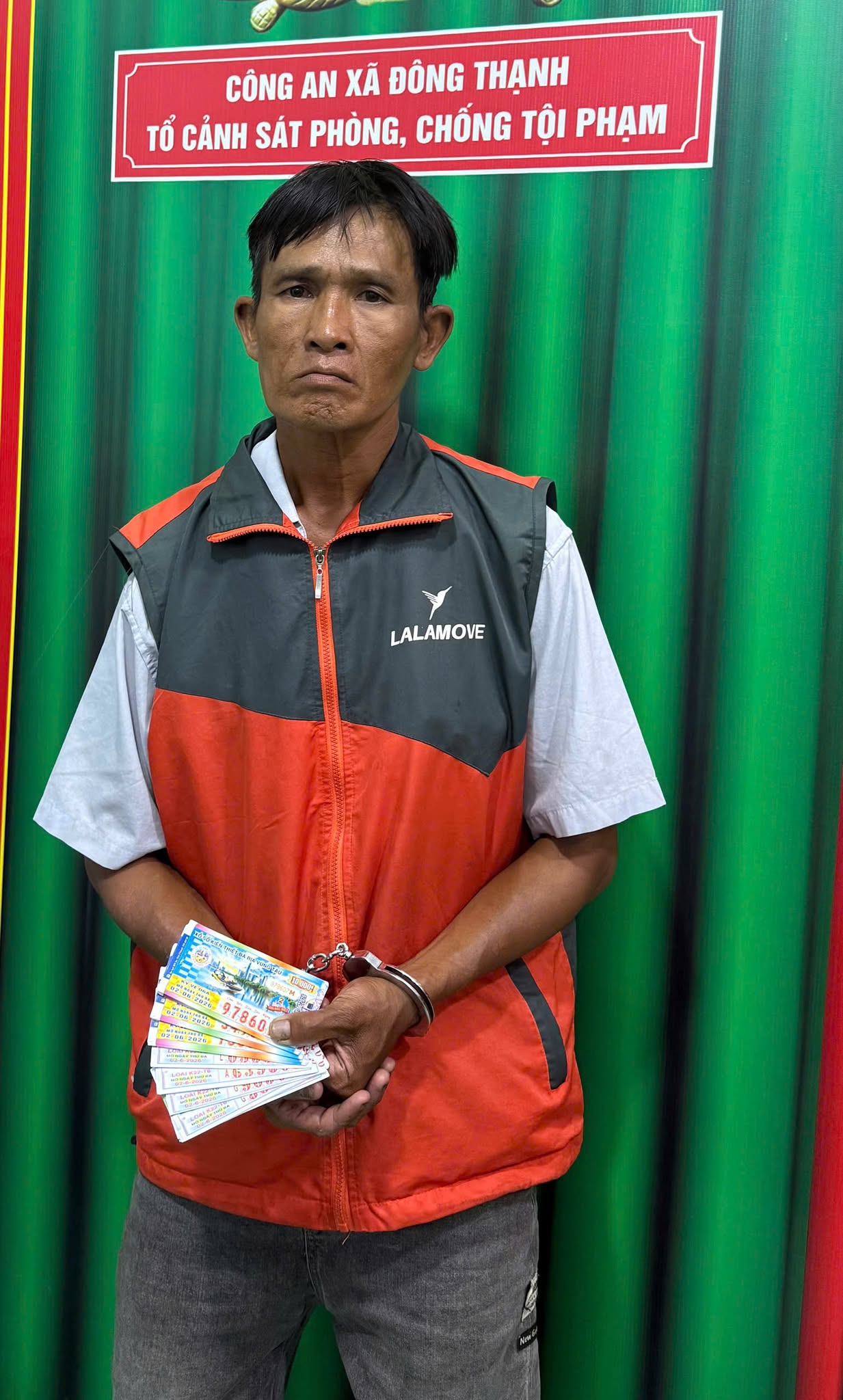 Tạm giữ shipper Nguyễn Huỳnh Thanh Luân- Ảnh 1.