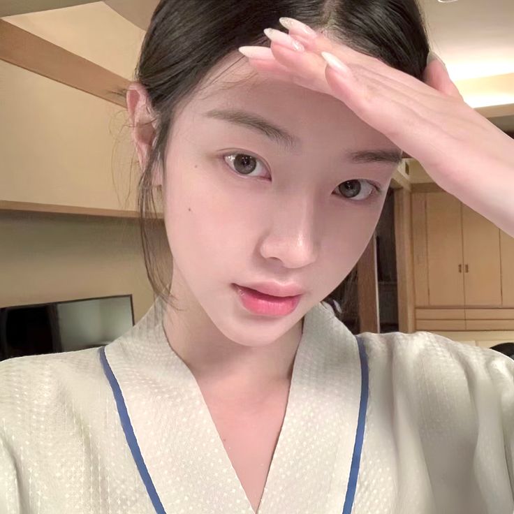 Cốc nước màu xanh chứa đầy collagen, gái Hàn dùng đều đặn để bơm da căng bóng- Ảnh 3.