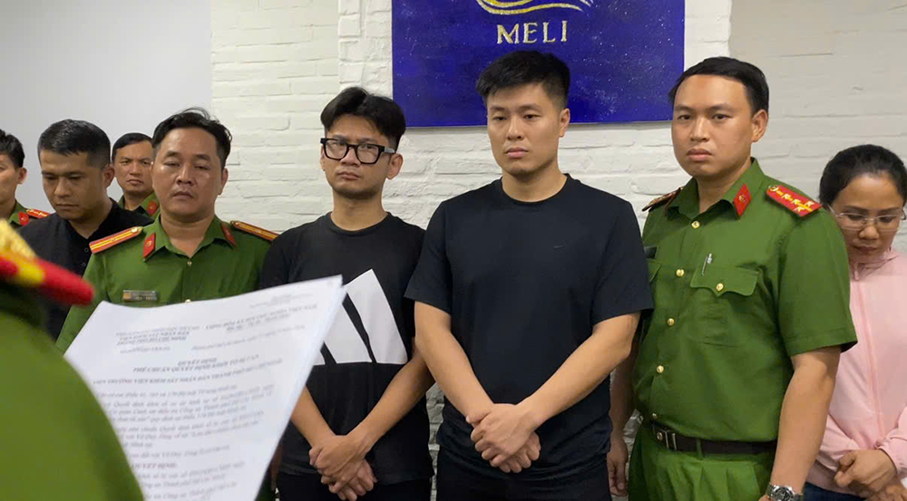 Chiêu trò lừa đảo mua bán kỳ nghỉ của Meli Club: 5 nhân viên thay nhau vây ráp, Chiêu trò lừa đảo mua bán kỳ nghỉ của Meli Club: 5 nhân viên thay nhau vây ráp,
