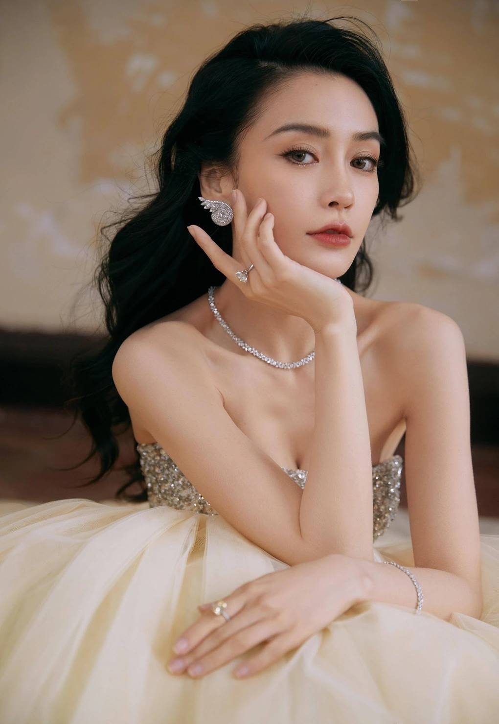 Nhìn Lisa (BLACKPINK) biểu diễn ở World Cup mà thấy bất công cho Angelababy- Ảnh 6.