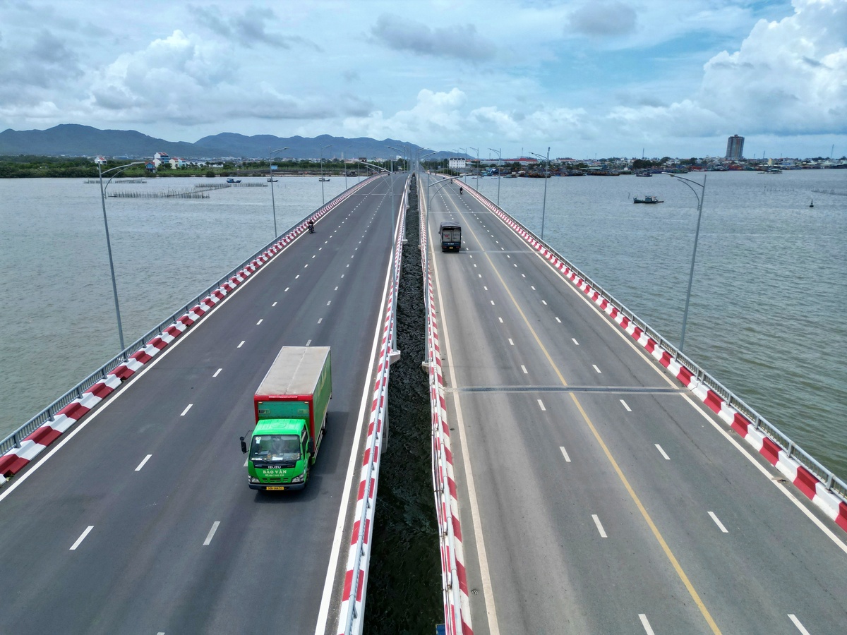 Rót hơn 7.000 tỉ đồng làm đường ven biển, Đồng Tháp mở “cửa ngõ chiến lược” cho cả miền Tây. - Ảnh 3.