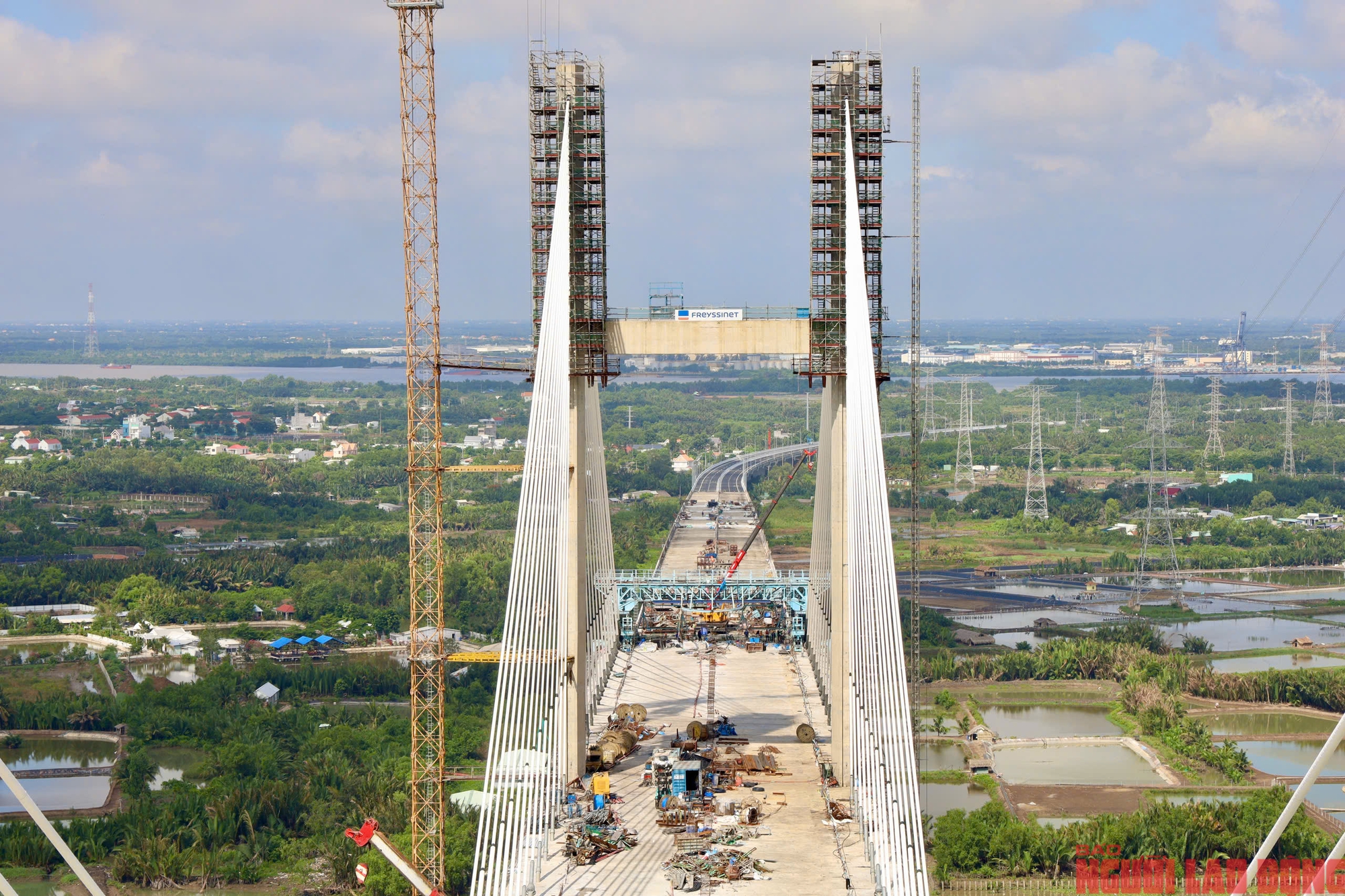 Cầu Phước Khánh hoàn thành 2 bó cáp dây văng cuối cùng - Ảnh 9.