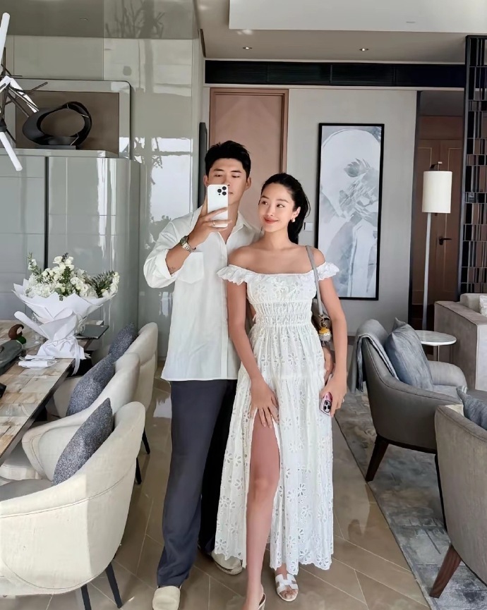 Mỹ nhân sinh quý tử cho thiếu gia tập đoàn nhang muỗi: Đã bí mật đăng ký kết hôn, được nhà chồng cho phép chuyển vào biệt thự view biển- Ảnh 1.
