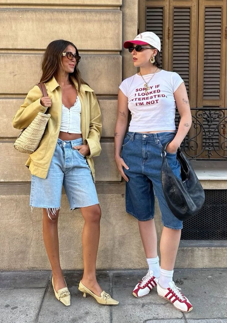 Quần shorts đang được hội “cool girl” nâng tầm: Mix đúng kiểu vừa mát vừa sang, mặc cả hè không chán- Ảnh 8.