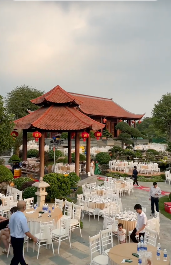Siêu đám cưới ở Củ Chi: Khí chất hào môn, gia phong quyền quý toát lên từ tư gia nhà gái - Ảnh 12.