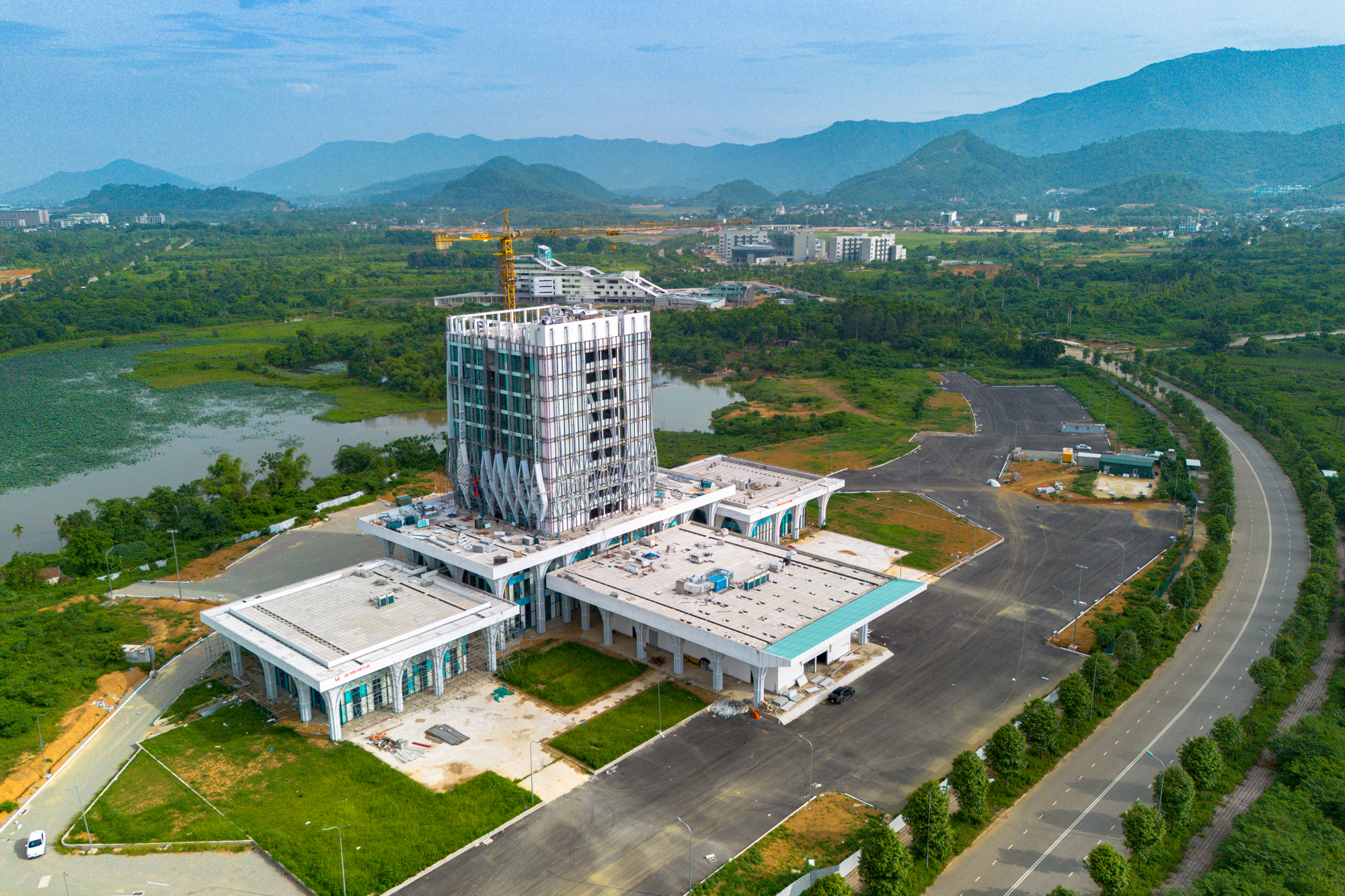 Bất ngờ trước diện mạo mới của đại học rộng nhất Việt Nam trên khu đất rộng gấp đôi hồ Tây, nơi sắp đón hơn 17.000 sinh viên - Ảnh 12.