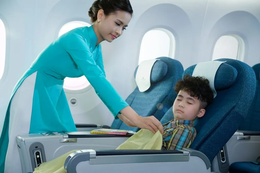 Gia đình có trẻ em cần chú ý: Quy định mới khi mua vé máy bay từ Vietnam Airlines - Ảnh 3.