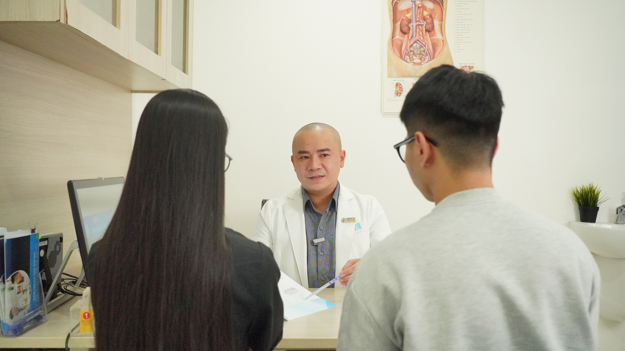 'Tốt mái' liệu có 'hại trống'? Chuyên gia nói rõ về tần suất 'yêu' cho các cặp đôi- Ảnh 1.