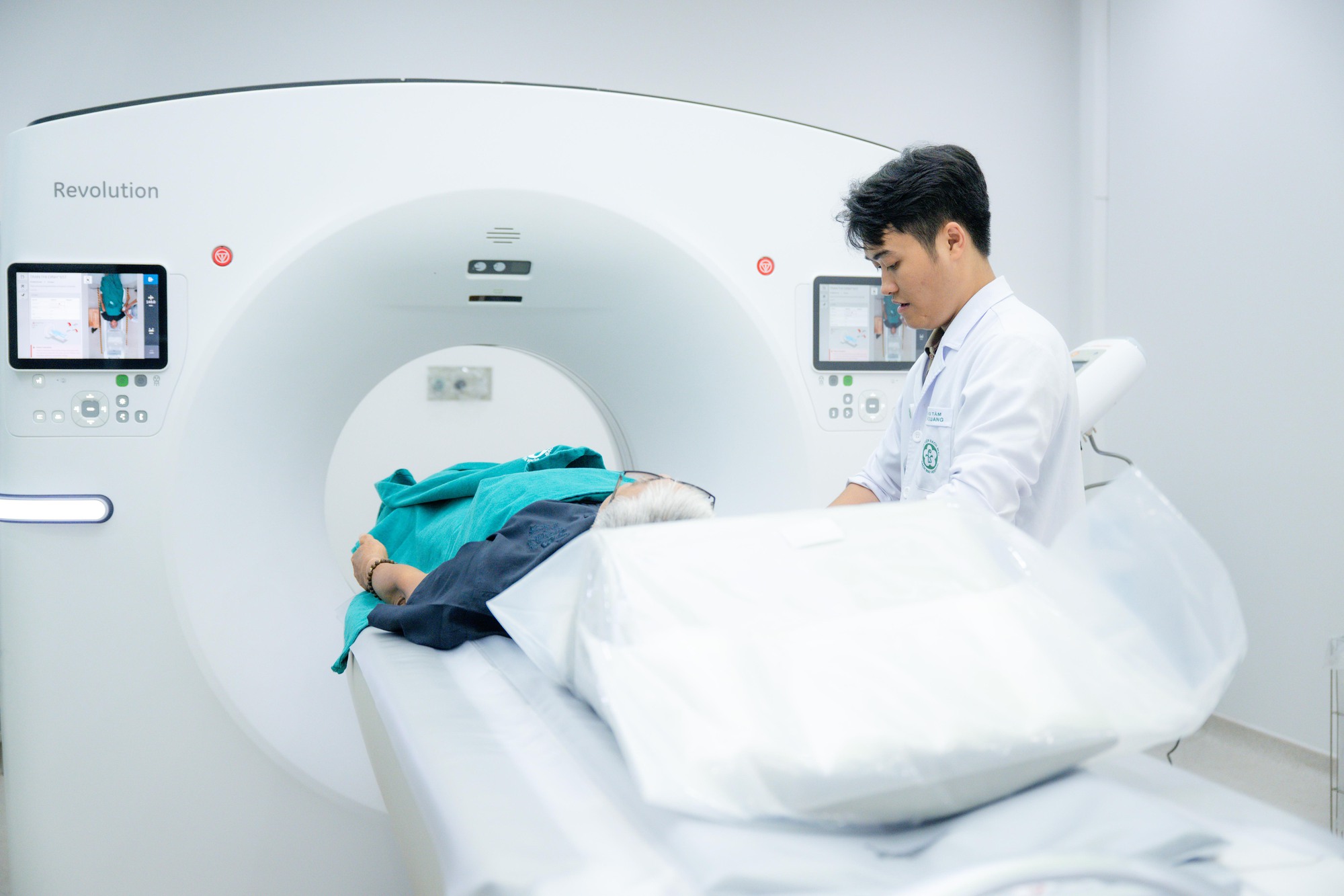 100 năm mới có thêm một Bạch Mai: Loạt hình ảnh bên trong cơ sở 2 đang khiến nhiều người trầm trồ- Ảnh 3.