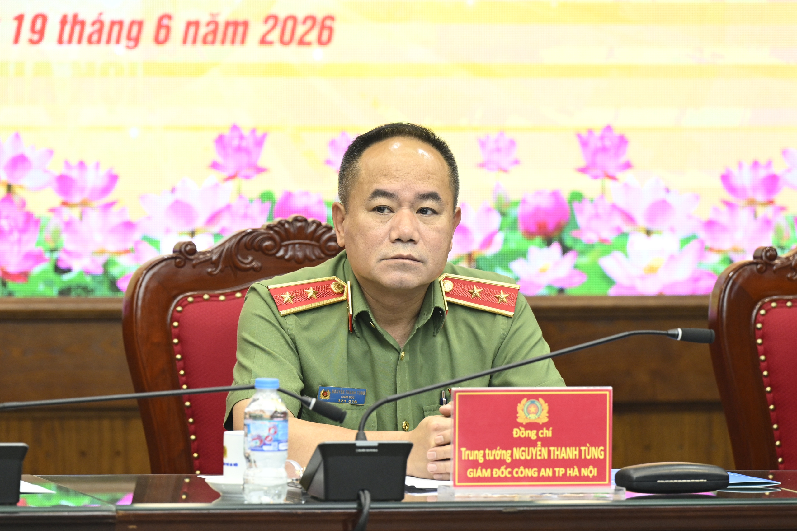 Sáng nay, Công an Hà Nội thông tin vụ lừa đảo bán hợp đồng kỳ nghỉ - Ảnh 3.