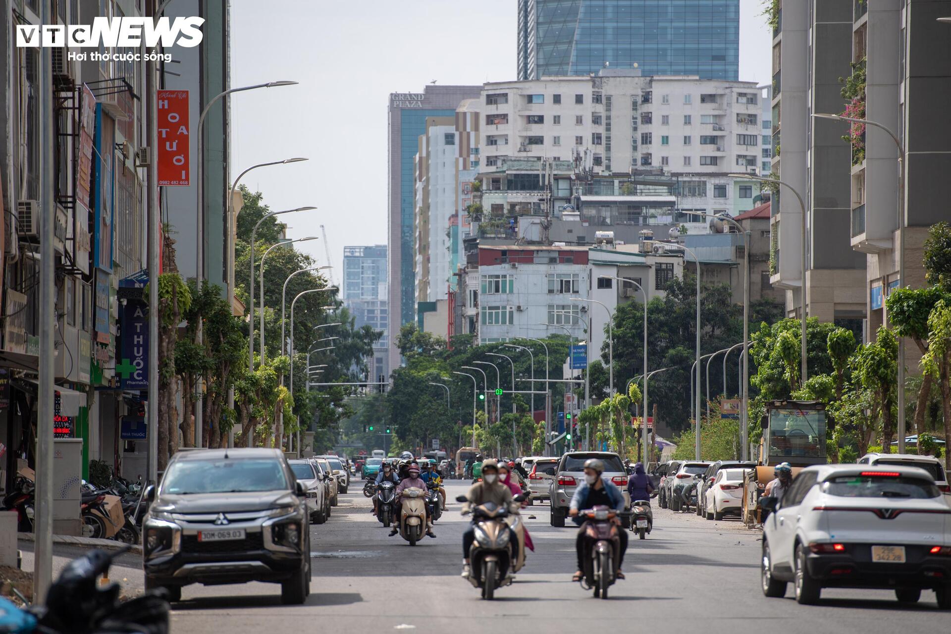 Gỡ 'nút thắt' mặt bằng, dự án đường Nguyễn Tuân 400 tỷ tăng tốc về đích- Ảnh 1.