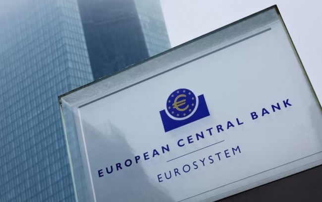 Lạm phát khu vực đồng Euro tiếp tục leo thang khi ECB cân nhắc tăng lãi suất