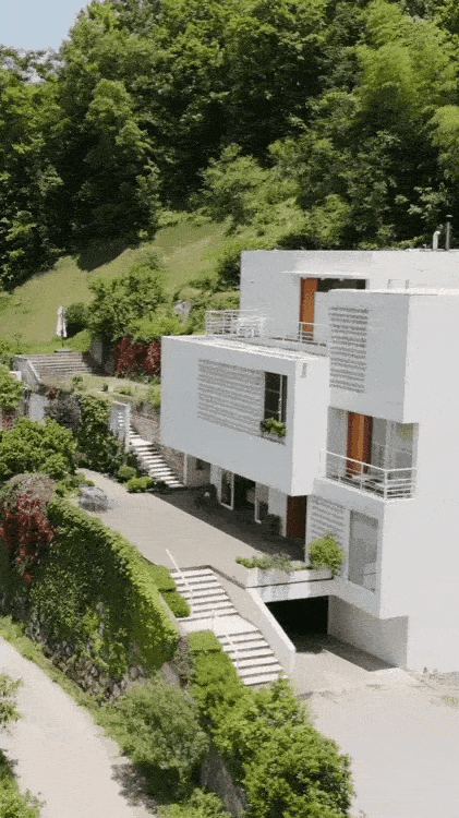 Chàng trai 30 tuổi về quê xây nhà rộng 760m2, 3 tầng: Hàng xóm chê "điên rồi" cho đến khi thấy thành quả ngày nào cũng ghé chơi- Ảnh 7. Chàng trai 30 tuổi về quê xây nhà rộng 760m2, 3 tầng: Hàng xóm chê "điên rồi" cho đến khi thấy thành quả ngày nào cũng ghé chơi- Ảnh 7.