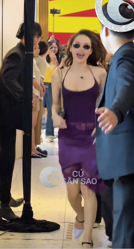 Minh Hằng diện đồ sexy, chạy như bay trên cao gót tạo nên khung hình chấn động- Ảnh 2.