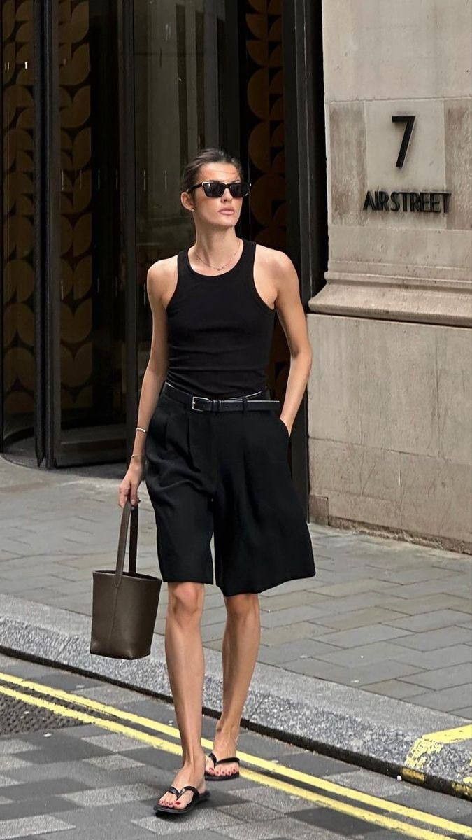 Quần shorts đang được hội “cool girl” nâng tầm: Mix đúng kiểu vừa mát vừa sang, mặc cả hè không chán- Ảnh 21.