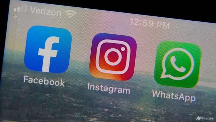 Trả phí cho Facebook: Biết được ai âm thầm theo dõi mình, bí mật xem Story người khác- Ảnh 1. Trả phí cho Facebook: Biết được ai âm thầm theo dõi mình, bí mật xem Story người khác- Ảnh 1.