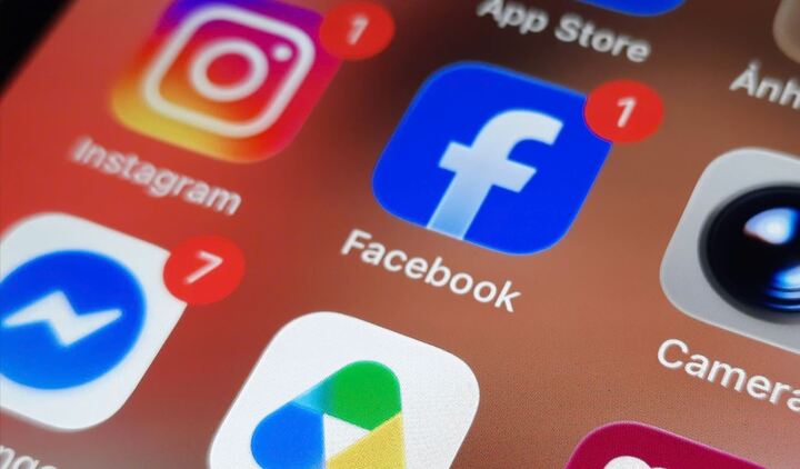 Xôn xao tin thu phí người dùng, đại diện Facebook nói gì?- Ảnh 1.