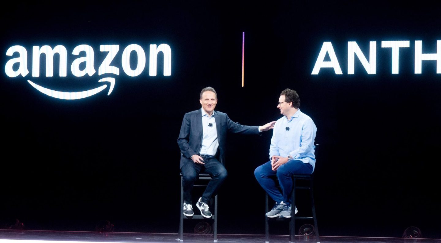 Đầu tư hàng chục tỷ USD vào Anthropic nhưng CEO Amazon lại đâm sau lưng đối tác: Một cuộc gọi làm cấm AI trên toàn cầu- Ảnh 2.