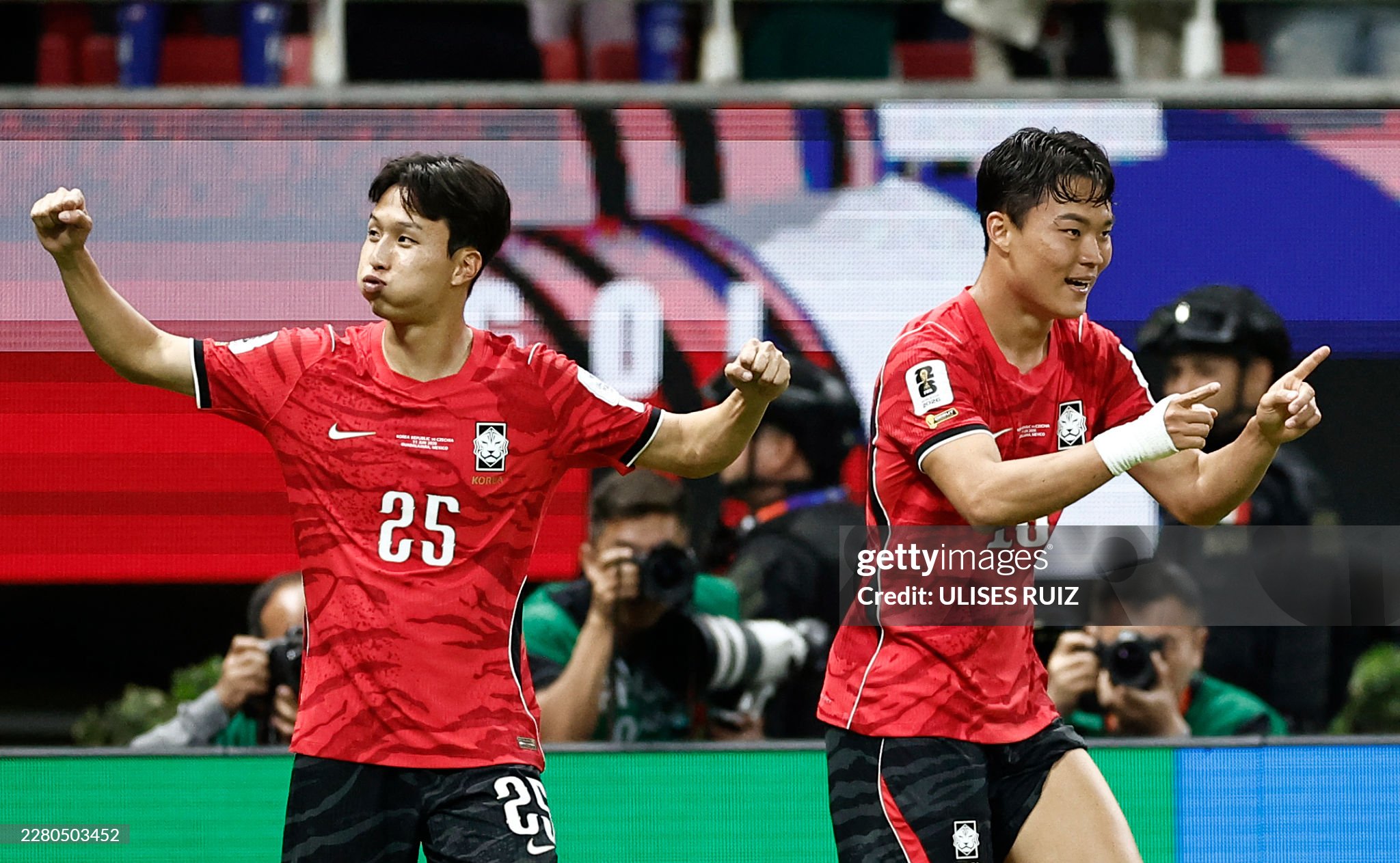 Diễn biến ĐT Hàn Quốc 2-1 CH Czech: