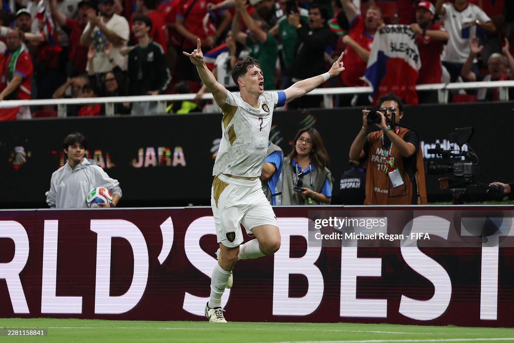 Diễn biến ĐT Hàn Quốc 2-1 CH Czech:
