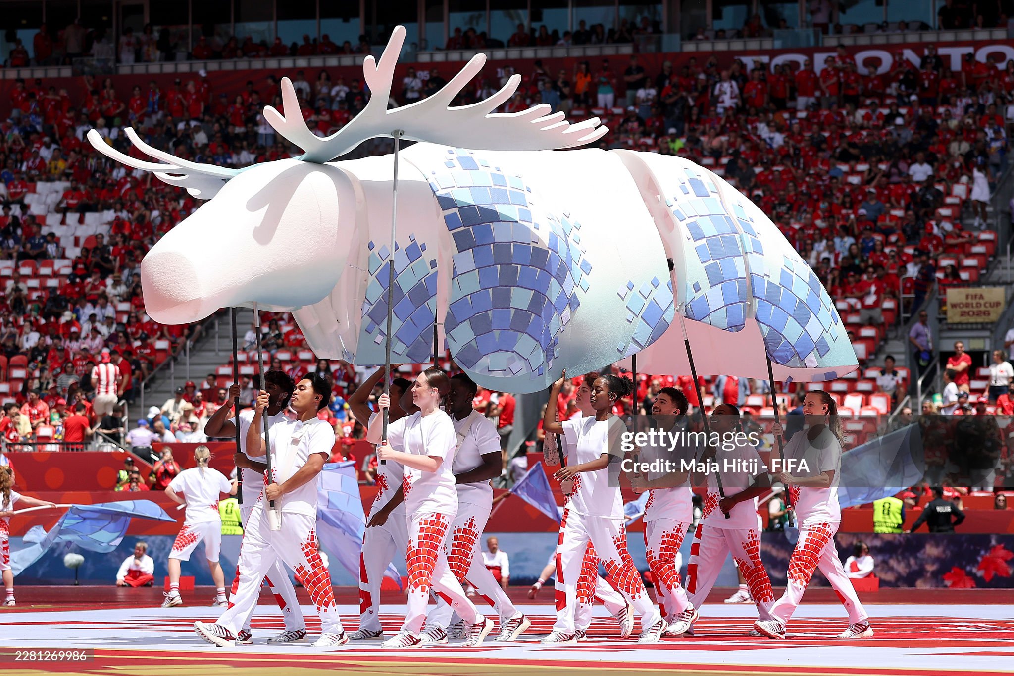 0h30 ngày 13/6: Hoành tráng khai mạc World Cup tại Canada, dàn sao khuấy đảo lễ hội, tạo cột mốc lịch sử - Ảnh 24.