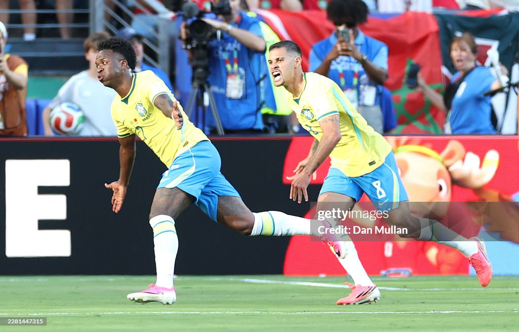 Diễn biến Brazil 1-1 Maroc: Vinicius quá đẳng cấp, Neymar chỉ đạo ngoài đường biên - Ảnh 2.