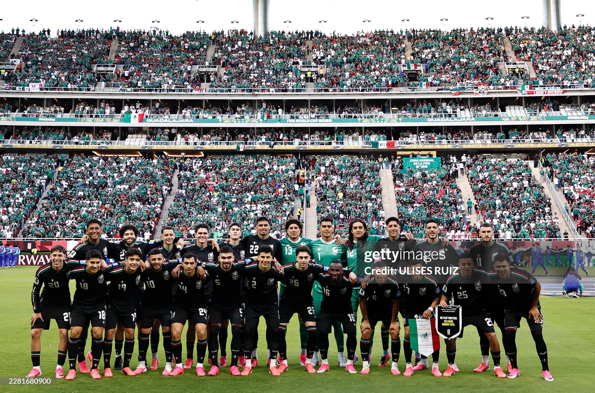 Mexico 1-0 Hàn Quốc (Hiệp 2): VÀO! Bàn thắng quý như vàng cho chủ nhà - Ảnh 6.