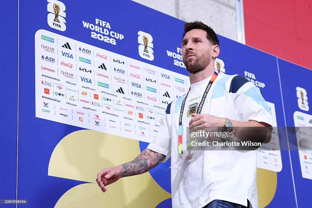 Argentina 1-0 Algeria: Messi ghi bàn, đẳng cấp lên tiếng - Ảnh 6.