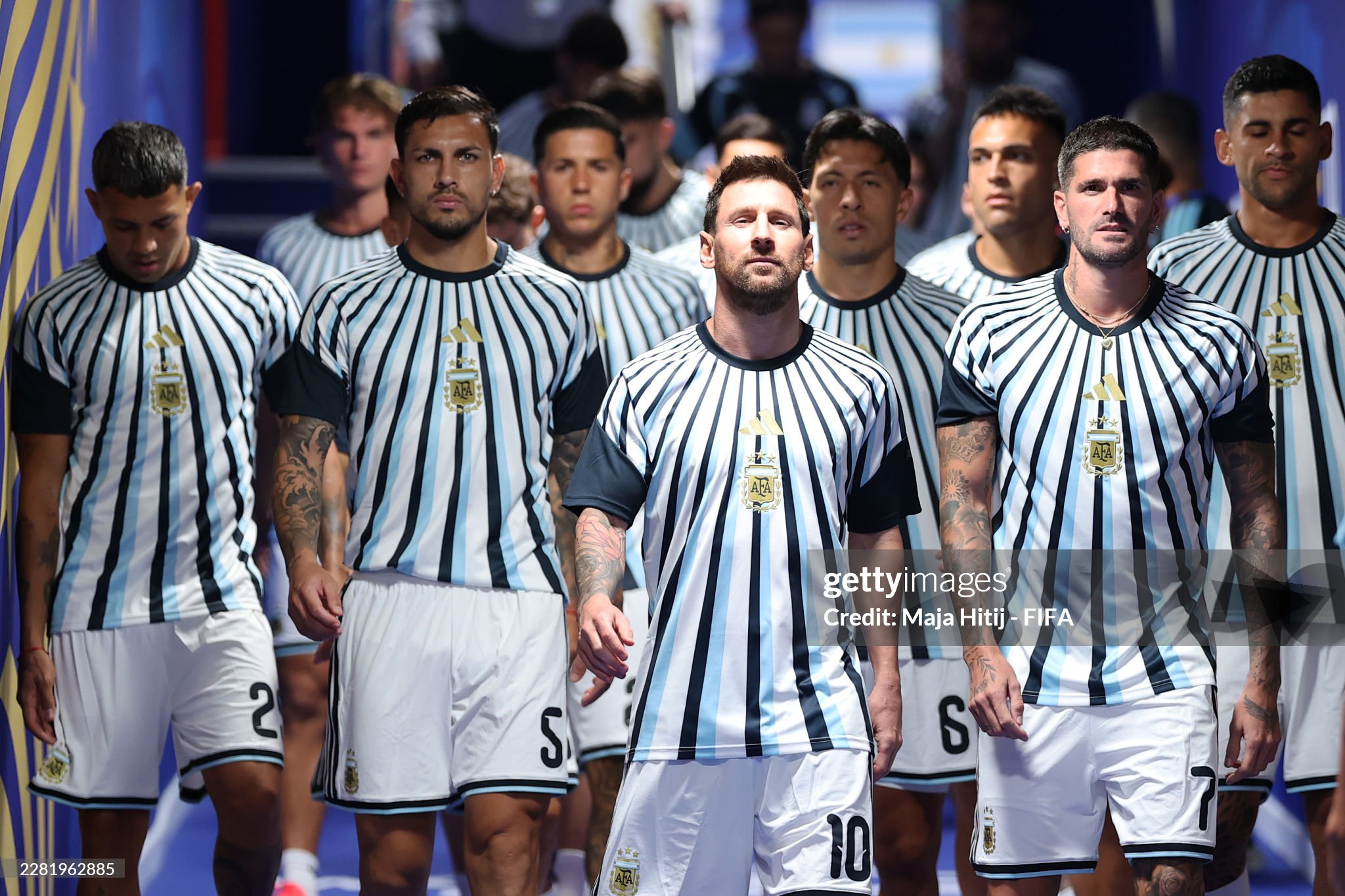 Argentina 1-0 Algeria: Messi ghi bàn, đẳng cấp lên tiếng - Ảnh 10.