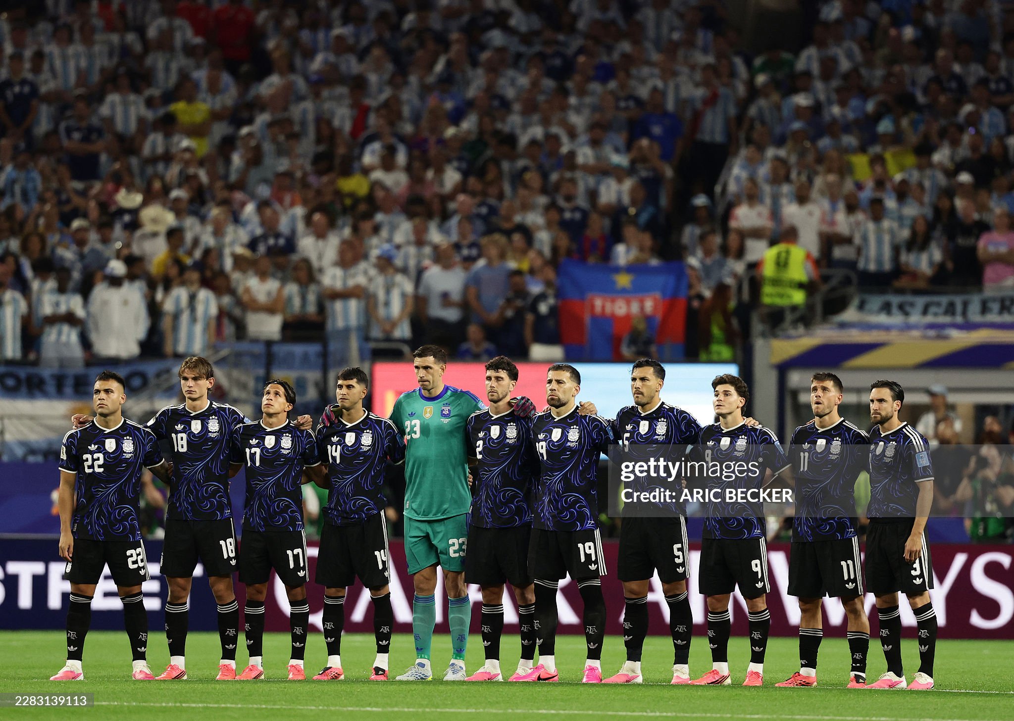 Argentina 3-1 Jordan (Hiệp 2): Messi sút phạt đẳng cấp, kéo dài kỉ lục ghi bàn ở World Cup - Ảnh 15.