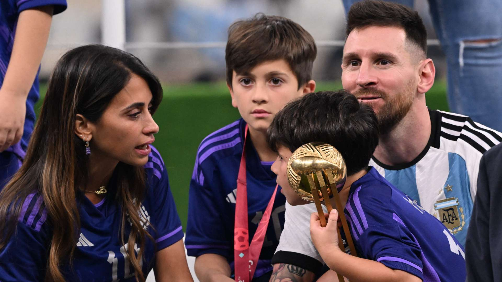 Người phụ nữ của Messi - "đệ nhất phu nhân làng bóng" xinh đẹp và giỏi giang ra sao?- Ảnh 9.
