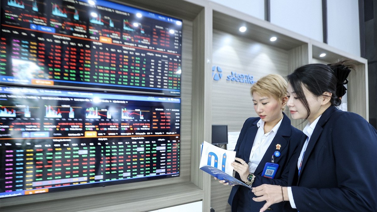 Thị trường cổ phiếu tháng 2/2026: 8 doanh nghiệp rời sàn do hủy tư cách công ty đại chúng