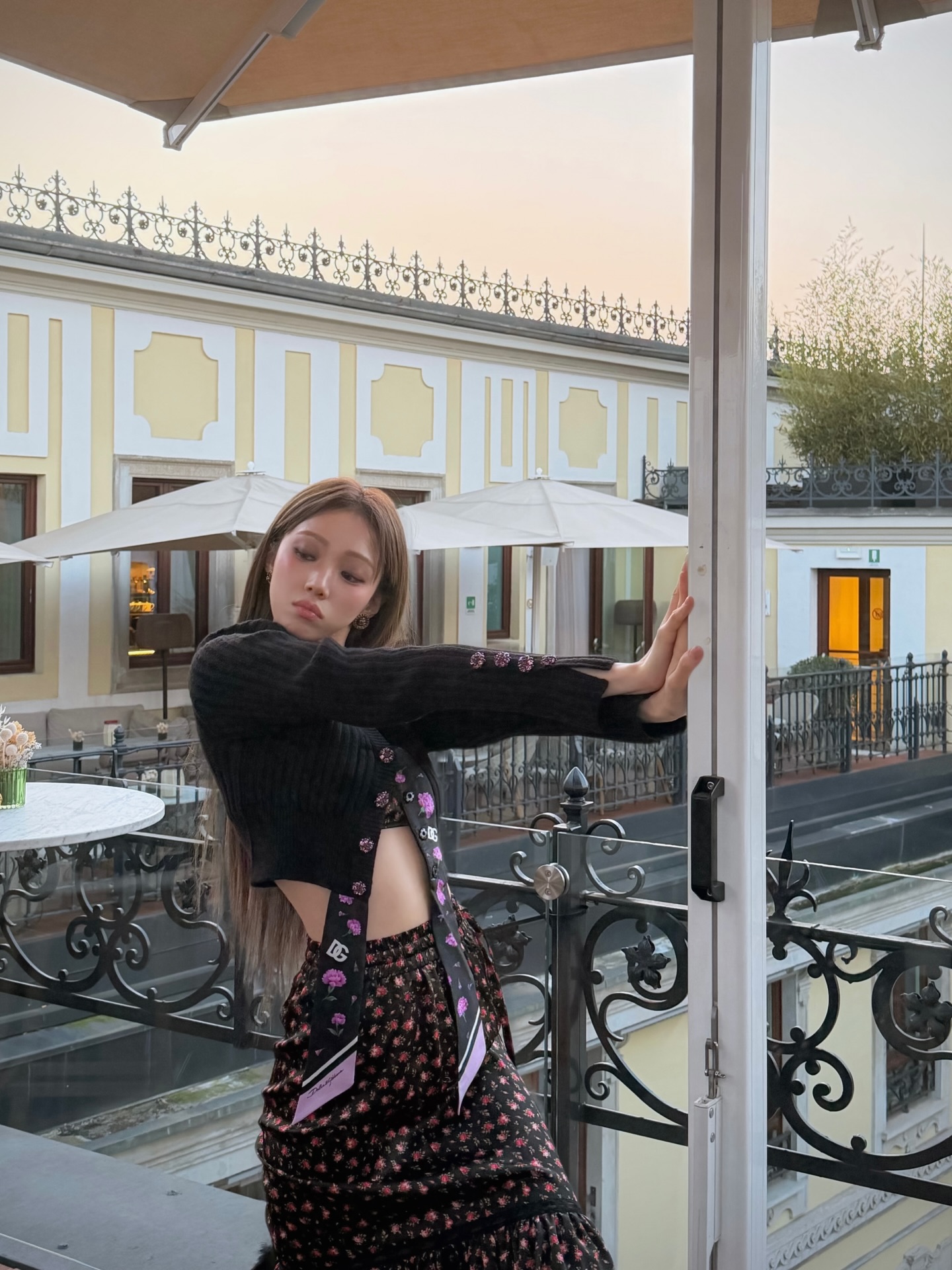 Chuyện gì vừa xảy ra với Lee Sung Kyung?- Ảnh 6.