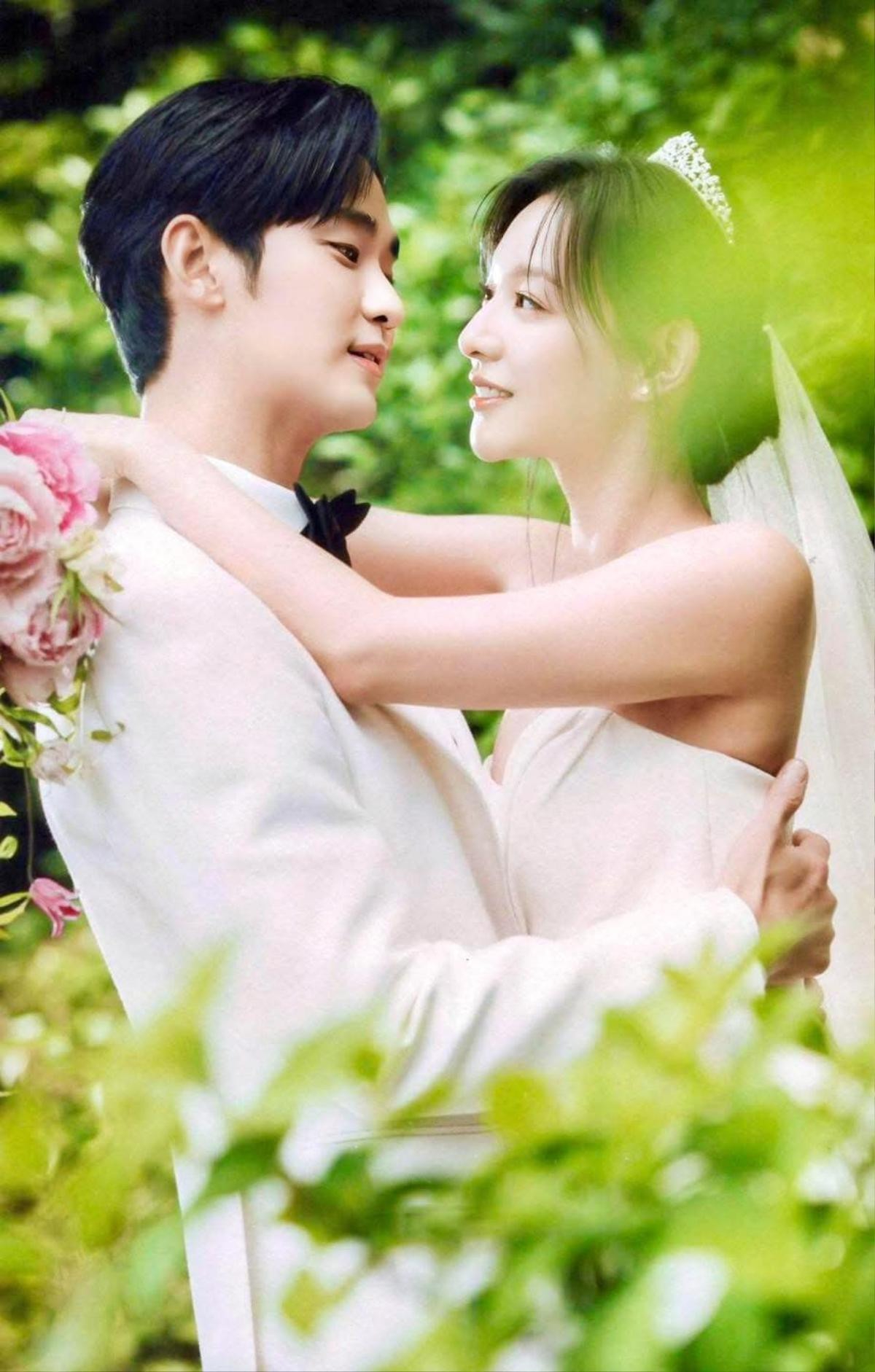 Bùng nổ bằng chứng Kim Soo Hyun - Kim Ji Won hẹn hò, nàng quyết nắm tay chàng vượt ngàn chông gai?- Ảnh 3.