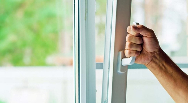 Bật quạt kiểu này không mát mà còn làm nhà nóng hơn: Nhiều người vẫn đang thực hiện- Ảnh 3.