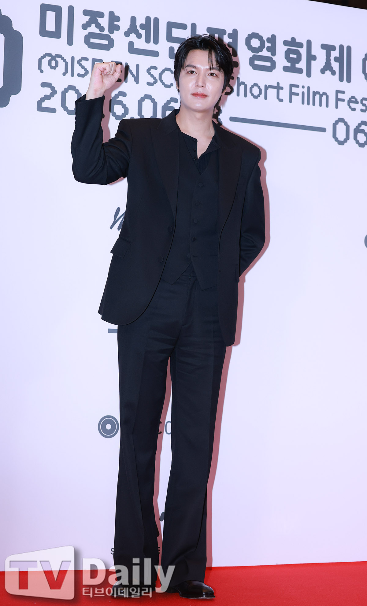 Lee Min Ho không còn như xưa- Ảnh 5. Lee Min Ho không còn như xưa- Ảnh 5.