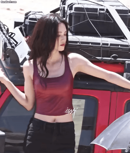 Nhìn mỹ nhân này mới thấy câu "ông trời không cho ai tất cả" sai bét: Mặt đẹp body xịn, nóng hơn thời tiết sa mạc- Ảnh 1. Nhìn mỹ nhân này mới thấy câu "ông trời không cho ai tất cả" sai bét: Mặt đẹp body xịn, nóng hơn thời tiết sa mạc- Ảnh 1.