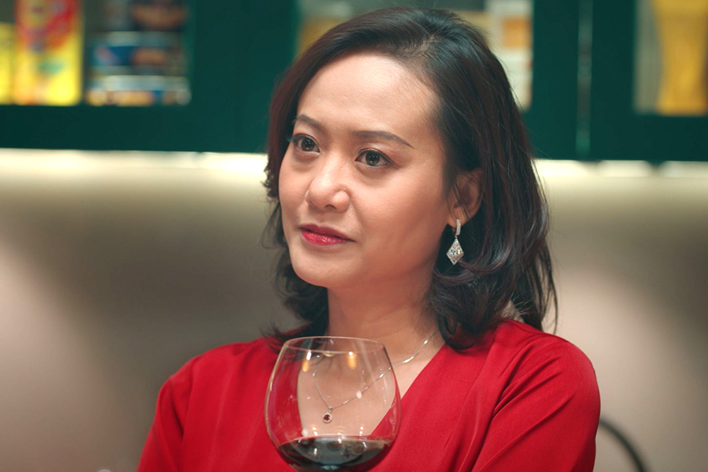 Mỹ nhân đắt show nhất Việt Nam hiện tại: Mới nửa năm đã đóng 8 phim, hình ảnh phủ sóng khắp mọi mặt trận- Ảnh 9.